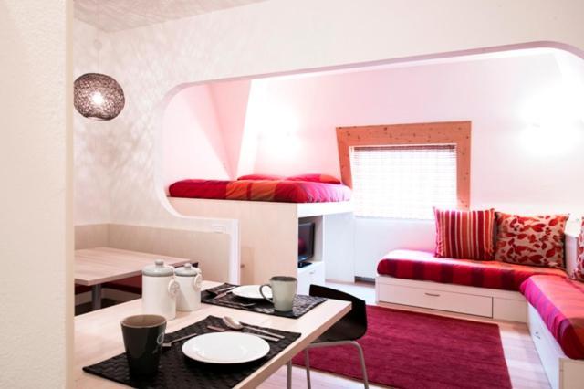 Luxury Apartment Paola Мерано Екстер'єр фото